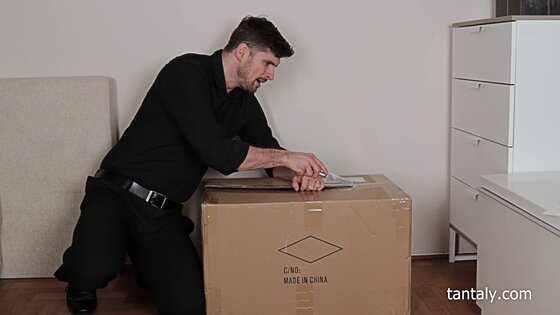 homemade unboxing and fucking sex girl